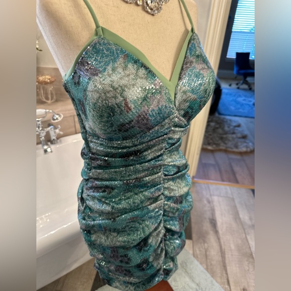 NWT Chiara Boni Exclusive Neiman Cocktail Party Pastel Floral Ruched Dress - Picture 15 of 15